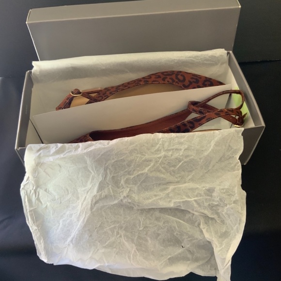 Loft Size 7.5 Leopard Print - Picture 4 of 5